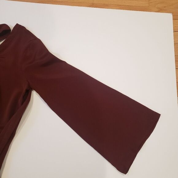 Chaser Bell Sleeve Peasant Top - Picture 5 of 7